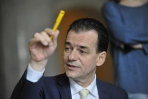 VIDEO Bugetul a trecut de Parlament prin asumarea răspunderii. Excepție pentru CFR Marfă