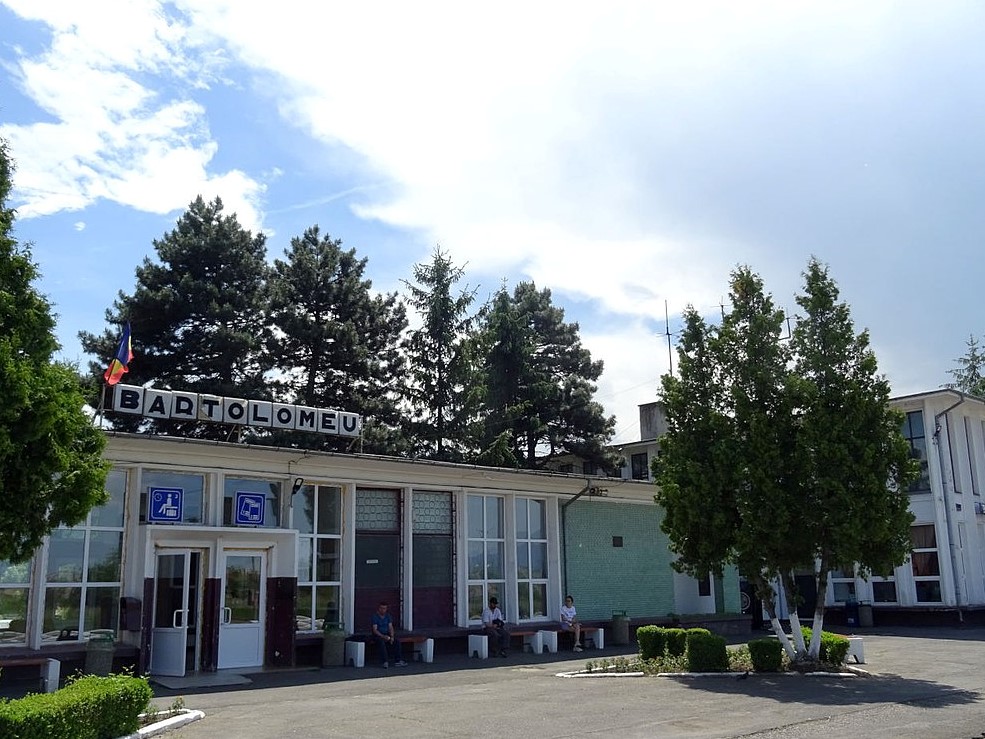 Se semnează contractul pentru studiul privind trenul metropolitan Brașov