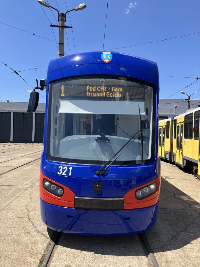 A sosit al cincilea tramvai Astra pentru Oradea. Ce spune primarul Florin Birta