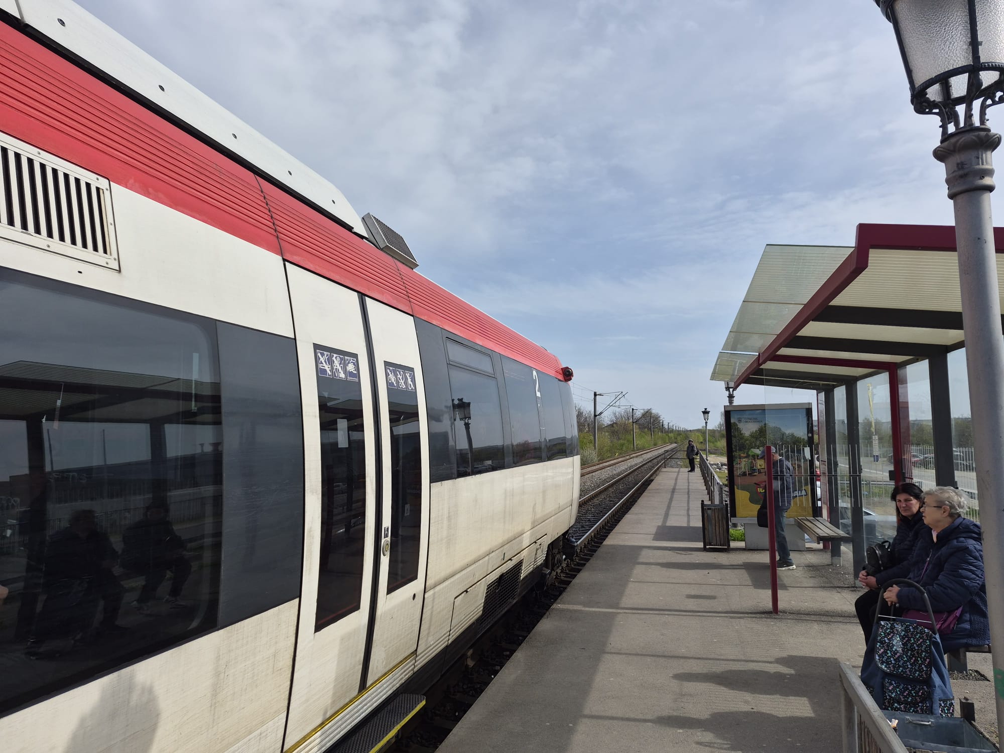 ANALIZĂ Propunerea USR pentru transportul public București-Ilfov e bună, dar incompletă