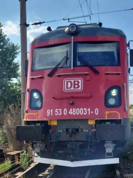 Cum au deraiat fix în același loc din București două locomotive noi ale DB Cargo