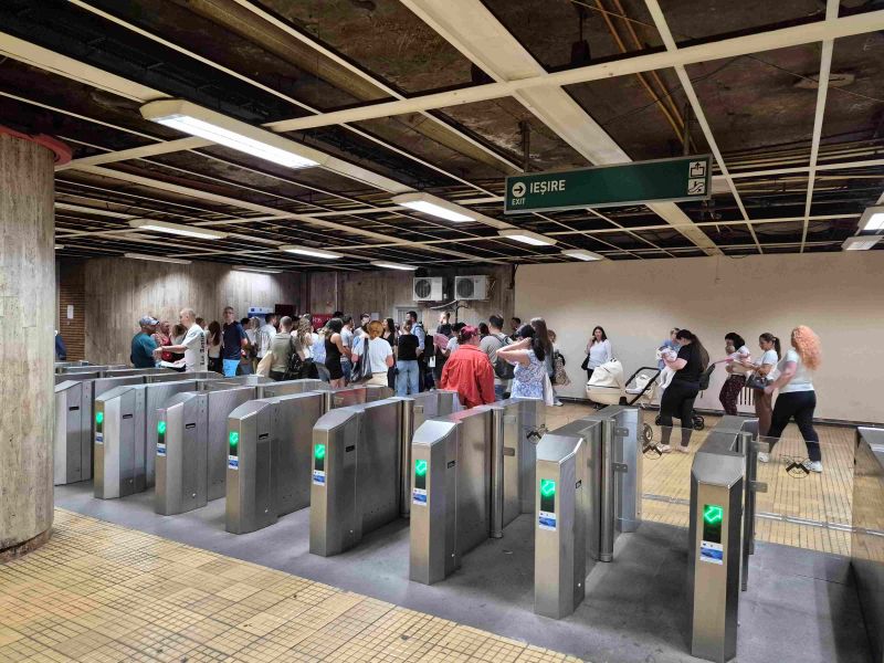 Angajări la Metrorex, CFR SA și CFR Călători. Zeci de posturi au fost scoase la concurs